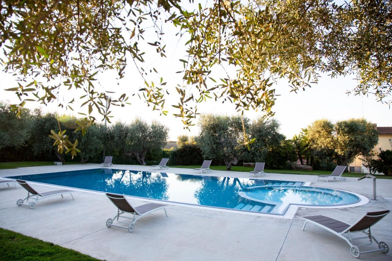 Agriturismo Tenuta Lagala Venosa Exterior photo